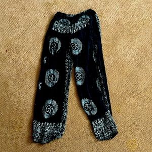 flowy pants from earthbound